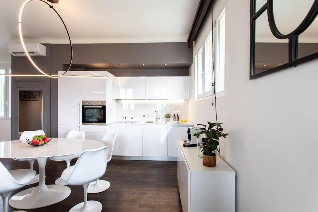 #24 Marie-Claire Suite Sea View/Balcony/Ac/5Min Port Villefranche-sur-Mer Extérieur photo